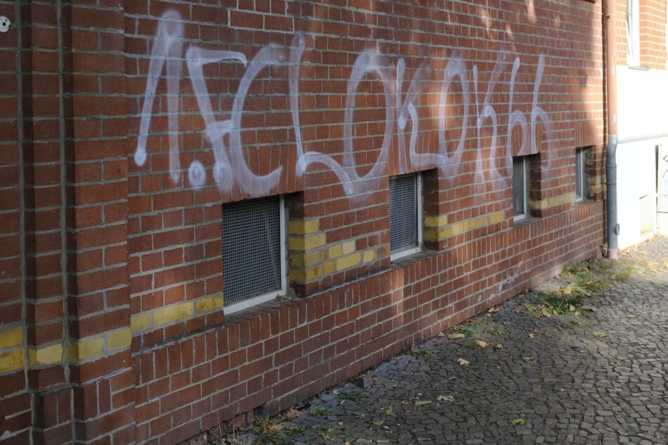 Leipzig: Nazi-Symbol und Fußball-Schmierereien in Leipzig aufgetaucht