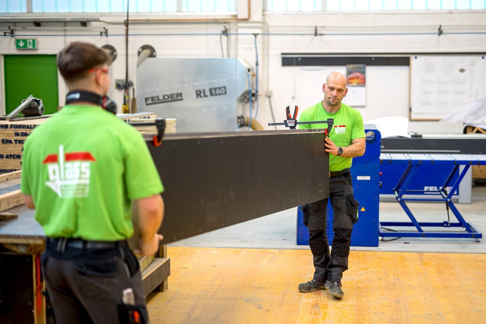 Wer bei Glass anfängt, kann sich auf einen tollen Job mit guten Benefits freuen.