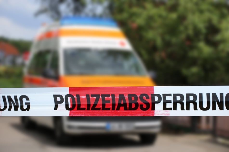 13-Jährige kommt bei Motorrad-Unfall in NRW ums Leben: Auch der Fahrer (43) stirbt!