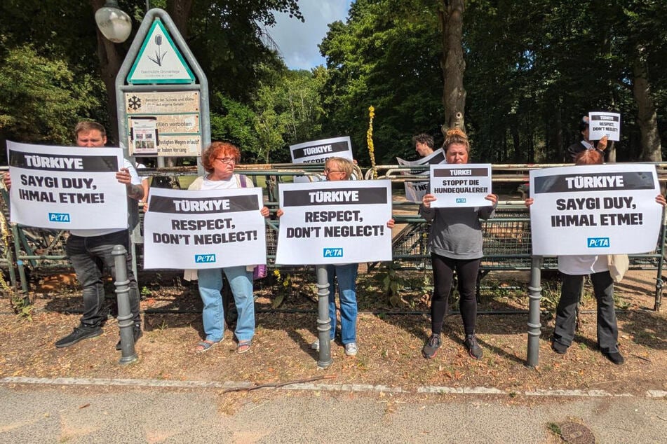 Die Tierschützer demonstrierten für die Methode "Neuter &amp; Release".