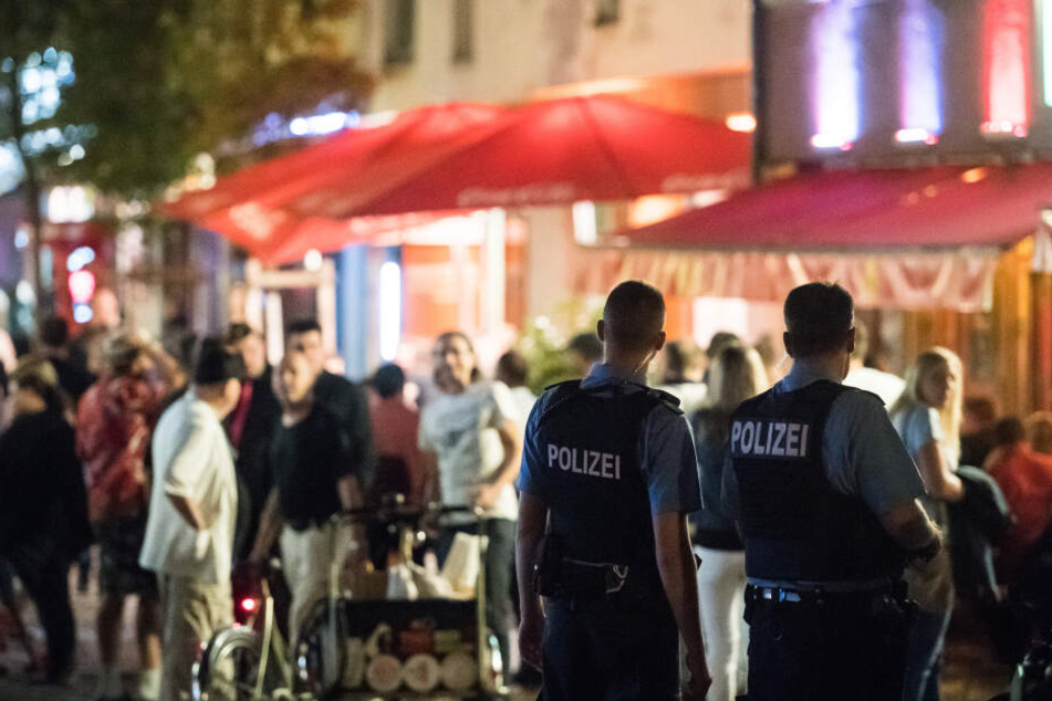 Das Frankfurter Kneipenviertel ist an den Wochenenden immer gut besucht. (Symbolbild)
