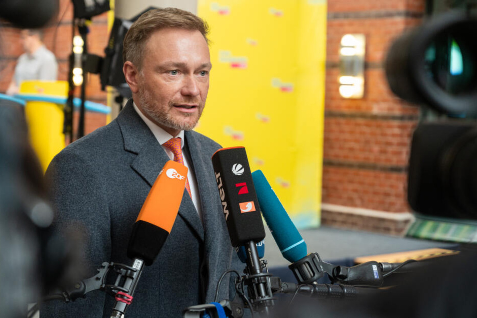 Christian Lindner, Vorsitzender der FDP-Bundestagsfraktion und Parteivorsitzender, spricht bei einem Pressetermin.