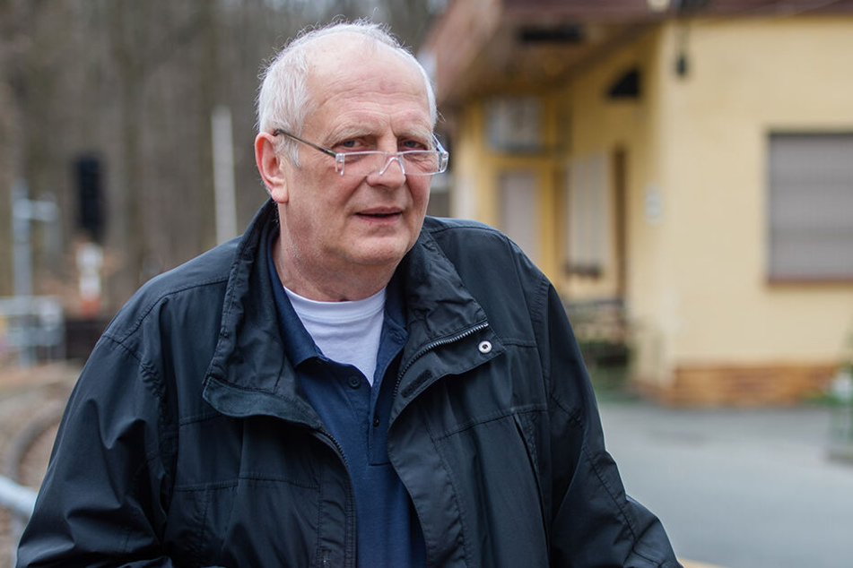 Parkeisenbahn-Chef Matthias Dietel (63) ist wütend über die sinnlose Zerstörungswut.