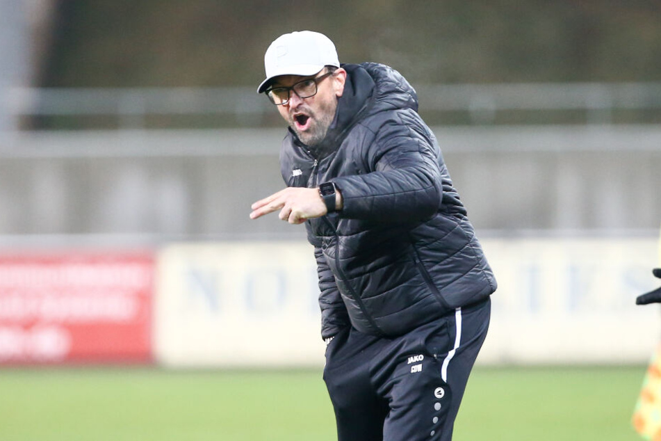 Energie-Coach Claus-Dieter "Pele" Wollitz explodierte Montagabend gleich mehrfach.