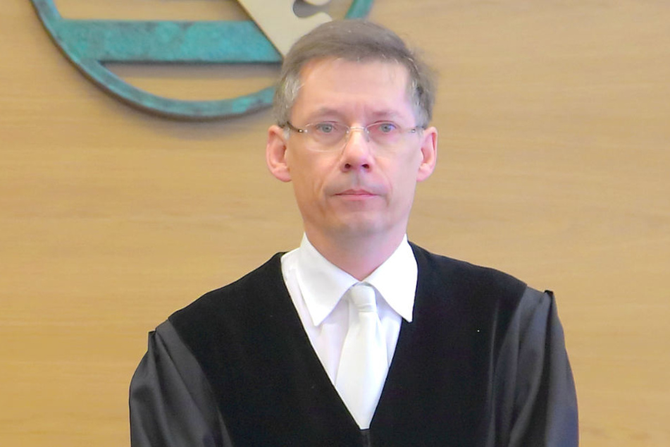 Richter Hans Schlüter-Staats (56) verhandelt den bisher längsten Wirtschaftsprozess im Freistaat.
