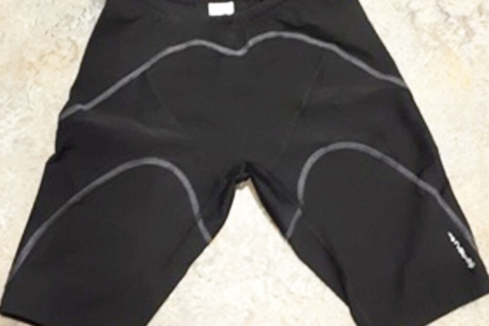 Die Smartphones wurden in dieser Hose "versteckt".