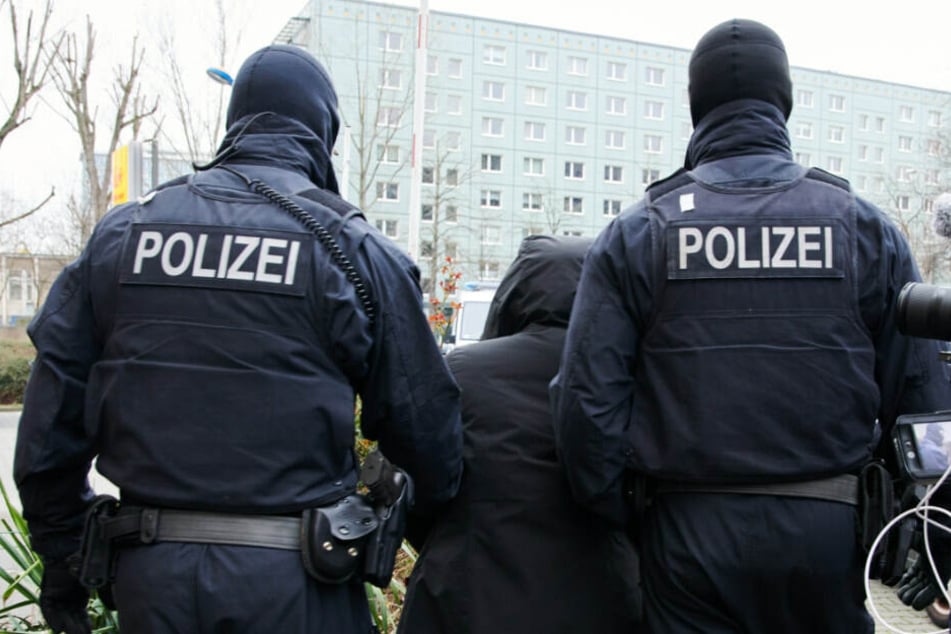 Im Rahmen einer bundesweiten Razzia gegen einen vietnamesischen Menschenhändlerring wurden auch in Berlin verschiedene Objekte durchsucht.