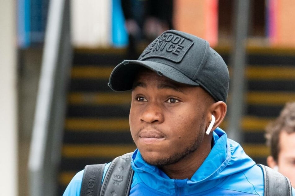 RB Leipzig und der FC Everton sollen sich bezüglich eines Wechsels von Ademola Lookman einem Medienbericht zufolge einig sein.