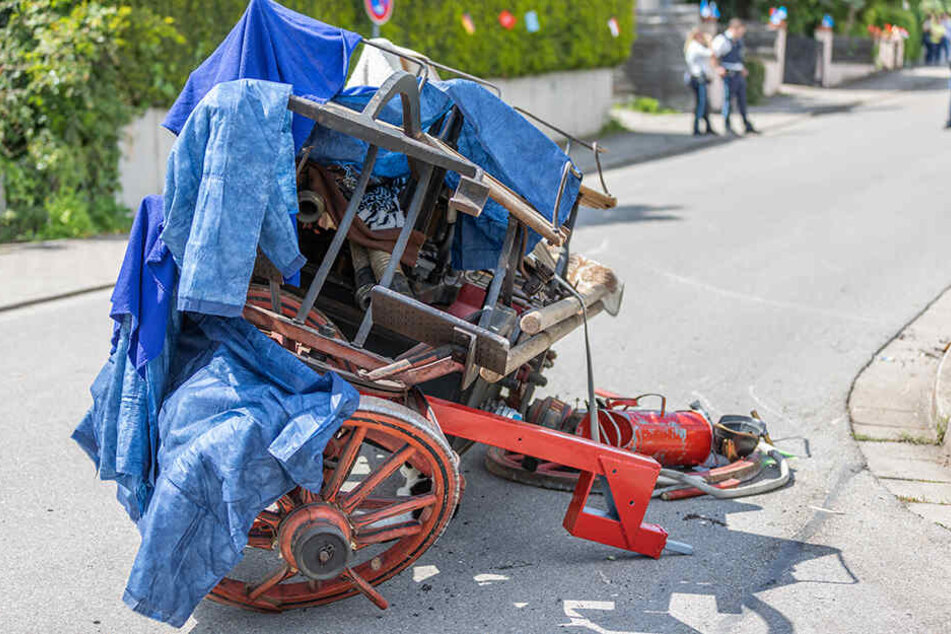 Schon kurz nach dem Start fand der Umzug durch einen schweren Unfall ein jähes Ende.