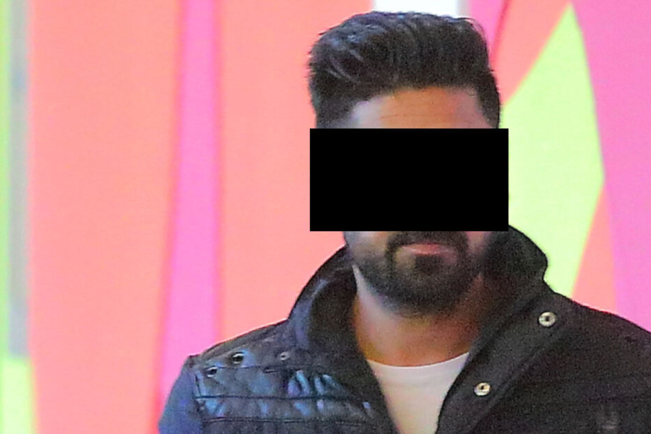 Mudasir H. (23) schlug laut Anklage mit dem Pizza-Heber zu.