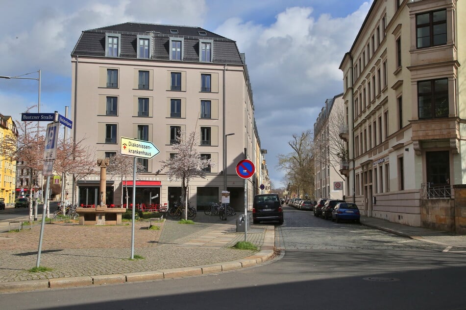 Die Holzhofgasse ist dicht. Schuld ist eine Ölspur auf der Fahrbahn. (Archivfoto)