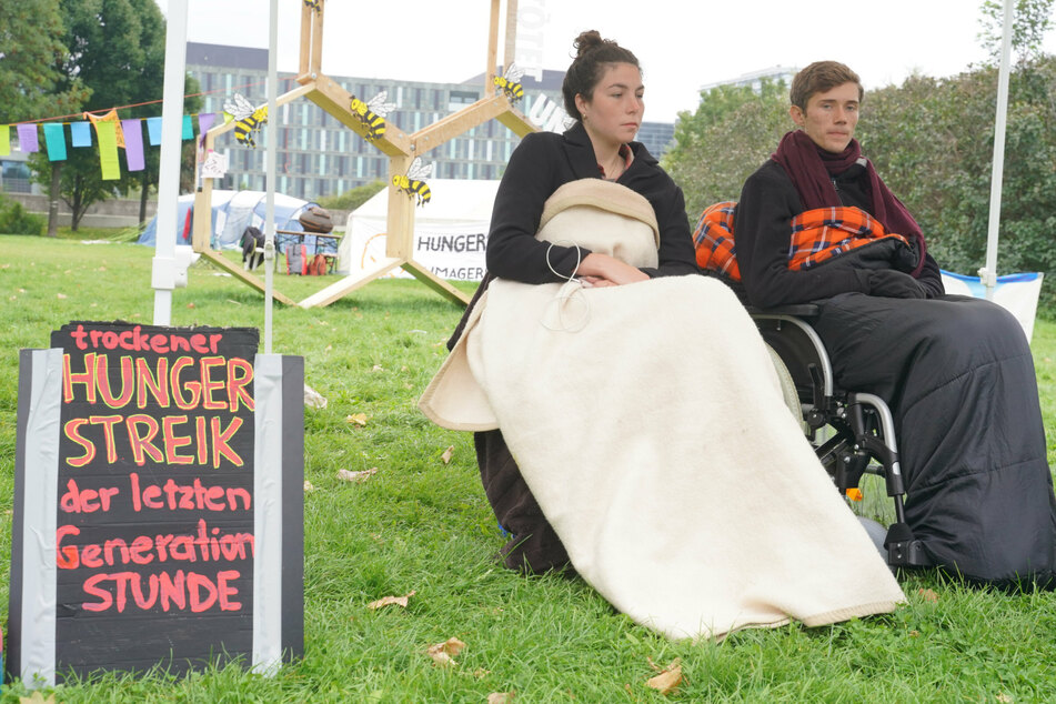 Lea und Henning waren die verbliebenen Teilnehmer des "Hungerstreiks der letzten Generation".