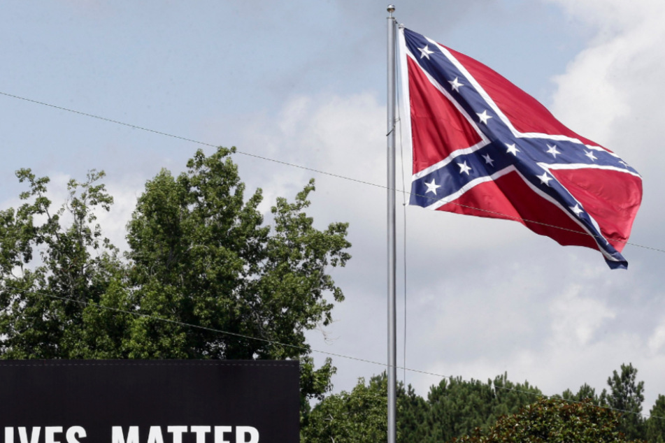Symbol des Rassismus? Der ewige Streit um eine Flagge