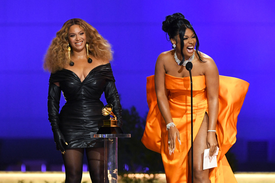 Beyoncé (l.) surprised her Houston crowd with an unexpected performance from Megan Thee Stallion.