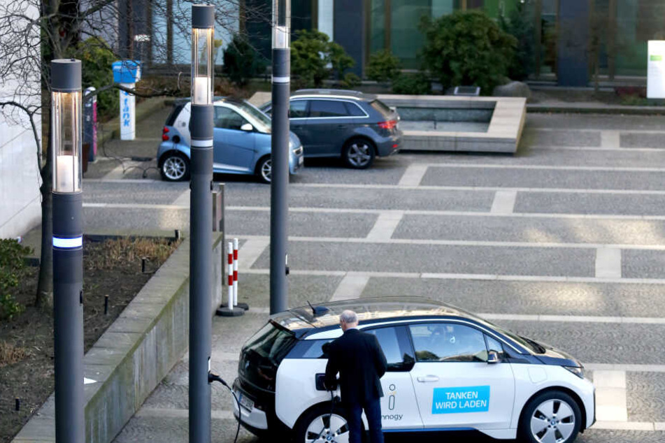 Ein reines Elektrofahrzeug wird bei der NRW-Landesregierung nicht genutzt.
