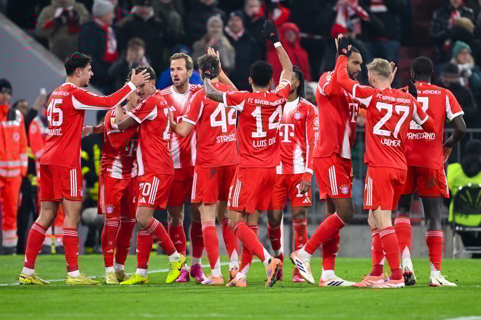 In der zweiten Hälfte zeigen sich die Bayern-Stars spielfreudig, haben Bock auf Tore.