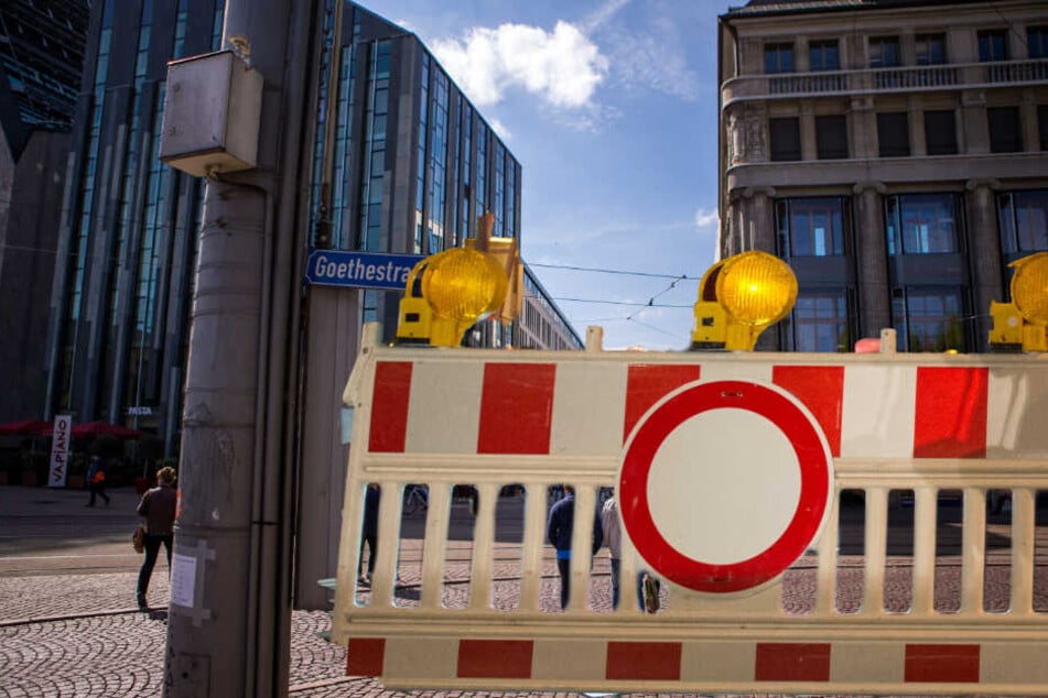 Am Samstag kommt es wegen eines Ostermarsches in der Leipziger Innenstadt zu Verkehrsbehinderungen. (Bildmontage)