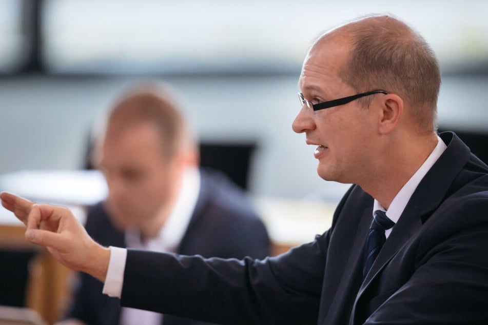 Stefan Möller, parlamentarischer Geschäftsführer der AfD-Thüringen, erklärte, dass die AfD einen geeigneten Kandidaten gefunden habe.