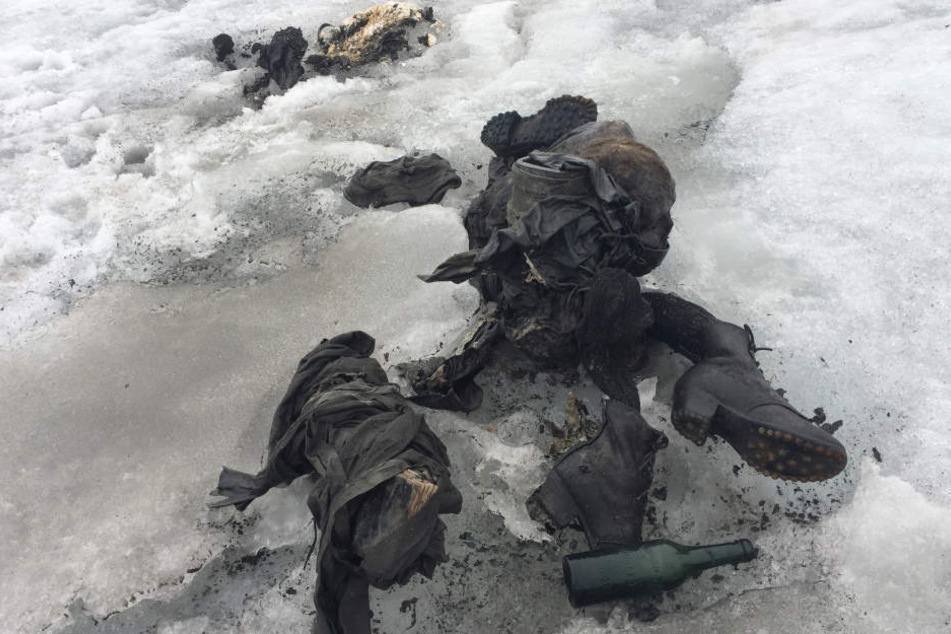 Auf dem Tsanfleurongletscher wurden jetzt zwei Leichen gefunden.