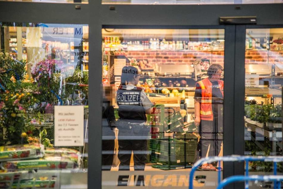 Der komplette Supermarkt musste geräumt werden.