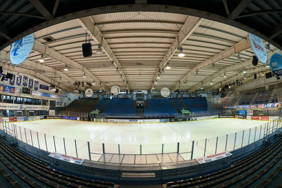 Die Eissporthalle in Kassel bietet Platz für 6100 Fans.