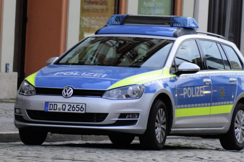 Die Polizei nahm den 39-Jährigen in Gewahrsam und fertigte Anzeigen gegen ihn. (Symbolbild)