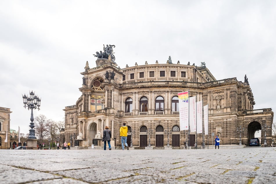 Für die Verantwortlichen bei der Semperoper sei es nur "logisch" gewesen, die Rapper ins Haus zu lassen. (Archivbild)