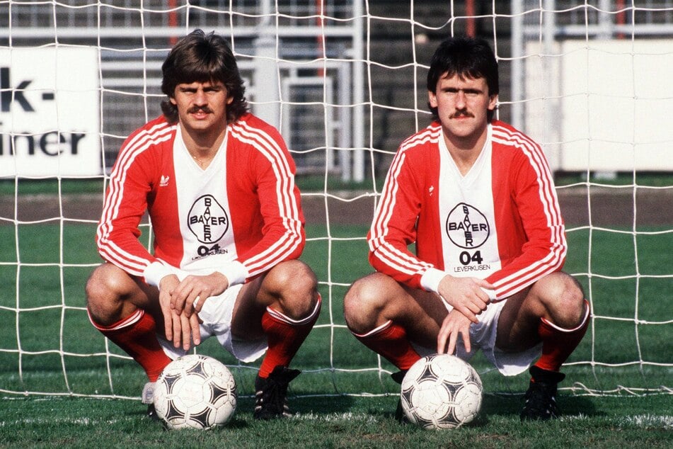 Falko Götz (heute 63, l.) und Dirk Schlegel (64) spielten nach ihrer Flucht aus der DDR bei Callis Herzensklub. (Archivbild)