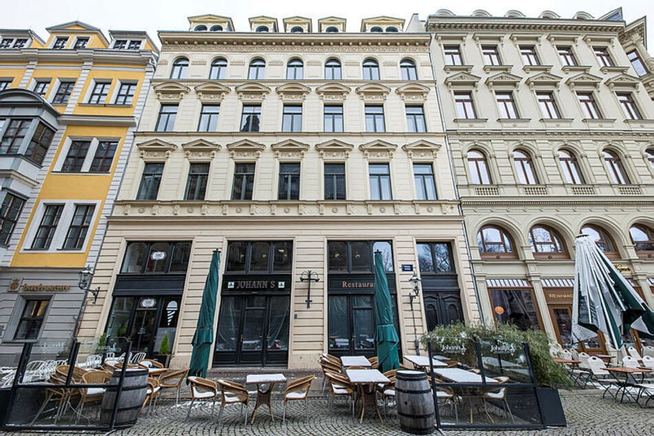 Auch vis-à-vis der Thomaskirche, im Haus Thomaskirchhof 17, wurde gespitzelt. Hier empfing der in der Abteilung Volksbildung tätige Führungs-IM "Volker Schmidt" seine Zuträger.