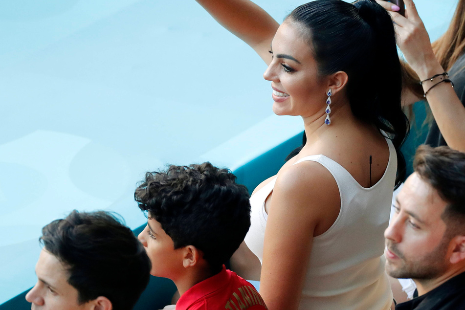 Ronaldo verliert und Freundin Georgina sorgt mit Outfit für Aufsehen