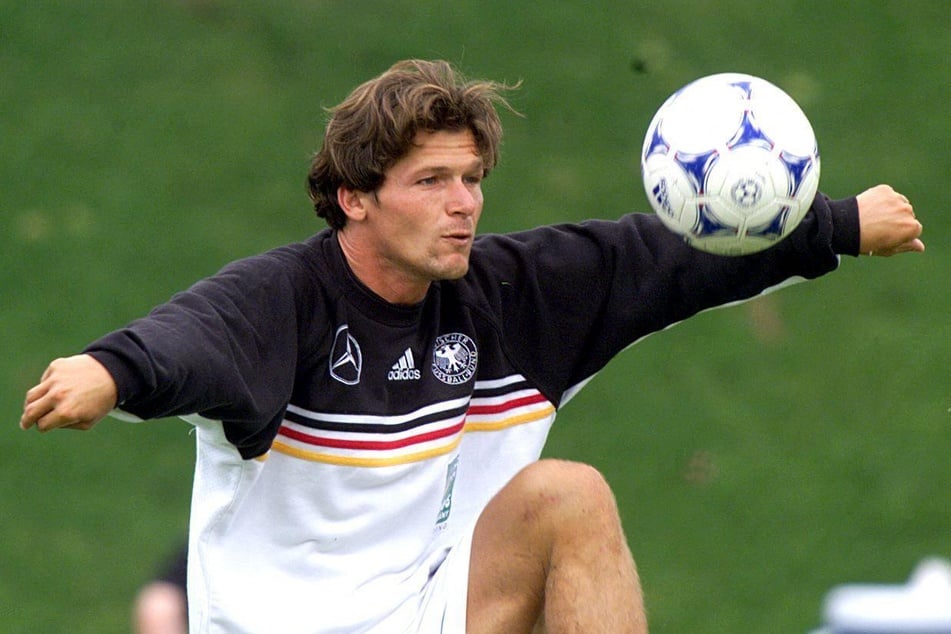 Nach sieben Länderspielen für die DDR war Dariusz Wosz (heute 55) zwischen 1997 und 2001 auch 17 Mal für die DFB-Elf im Einsatz. (Archivfoto)