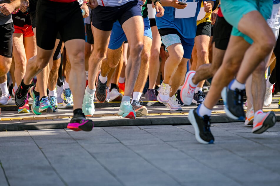 Tragödie, kurz vor dem Ziel: 15-Jährige stirbt bei Halbmarathon