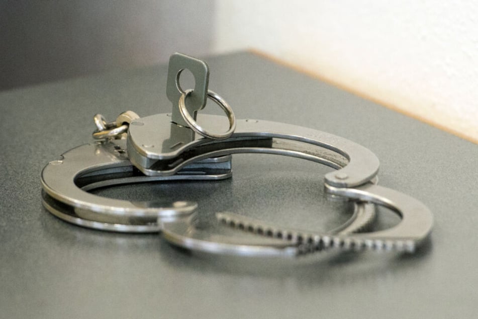 Bei dem 32-Jährigen klickten die Handschellen schneller als gewünscht.