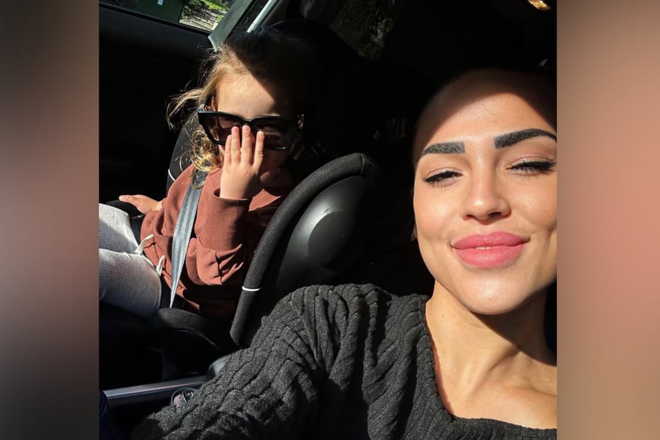 Elena mit ihrer Tochter Aylen (7).