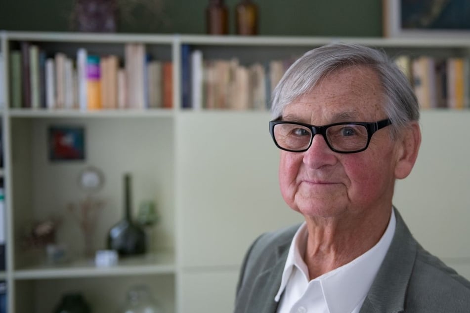 Der bekannte Möbelgestalter Rudolf Horn (✝ 96) wird mit einer großen Ausstellung gewürdigt.