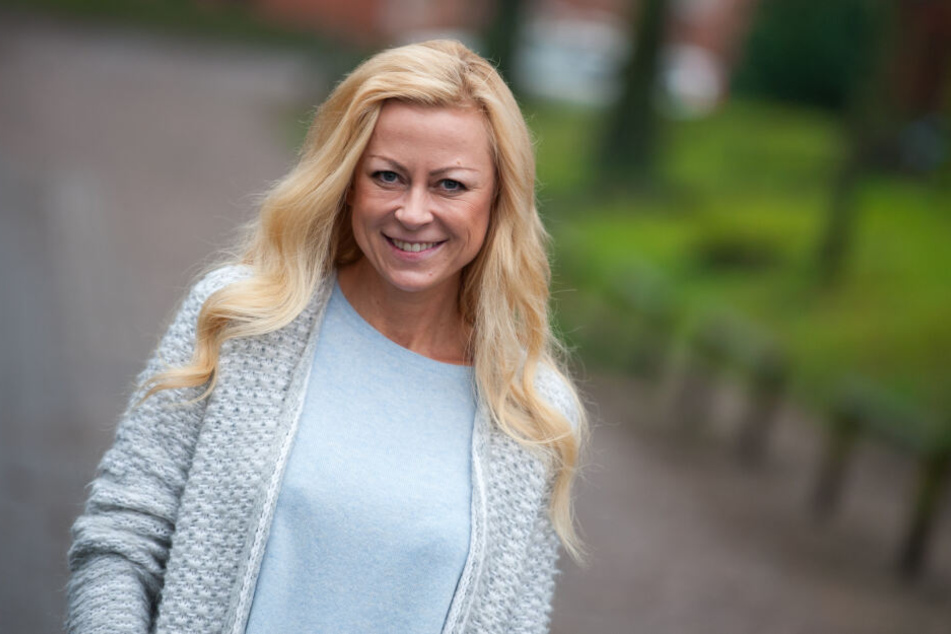 Die Schauspielerin Jenny Elvers posiert bei einem Pressetermin: Auch sie war einmal Heidekönigin.