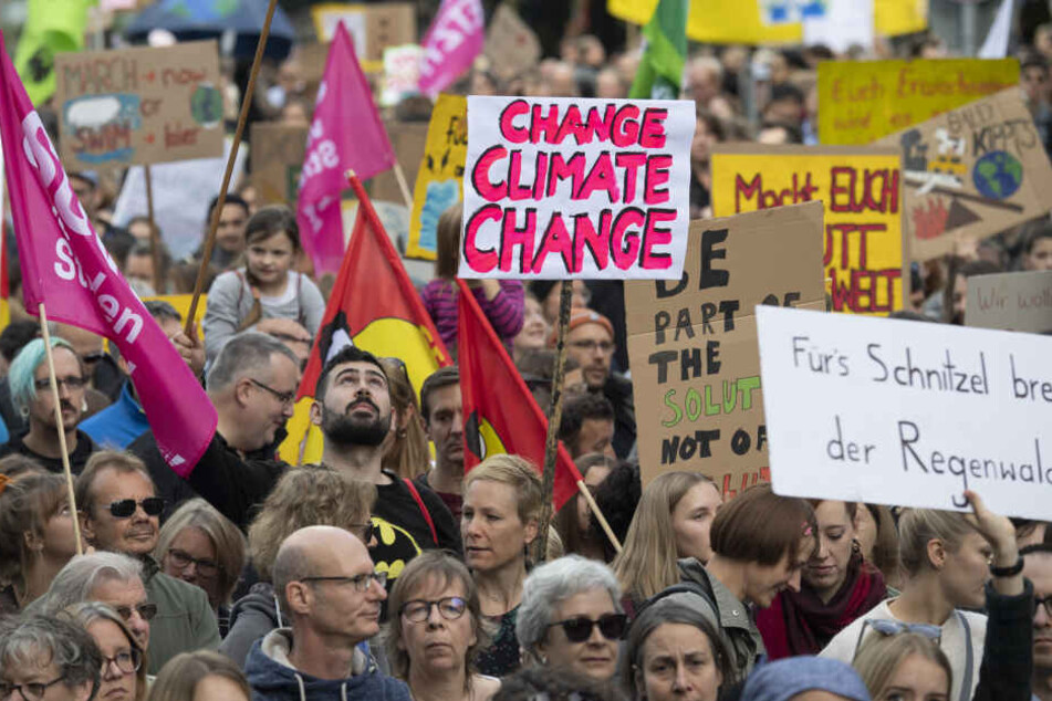 Auch am sogenannten "Black Friday" wollen die Klimaaktivisten von "Fridays for Future" auf die Straße gehen.