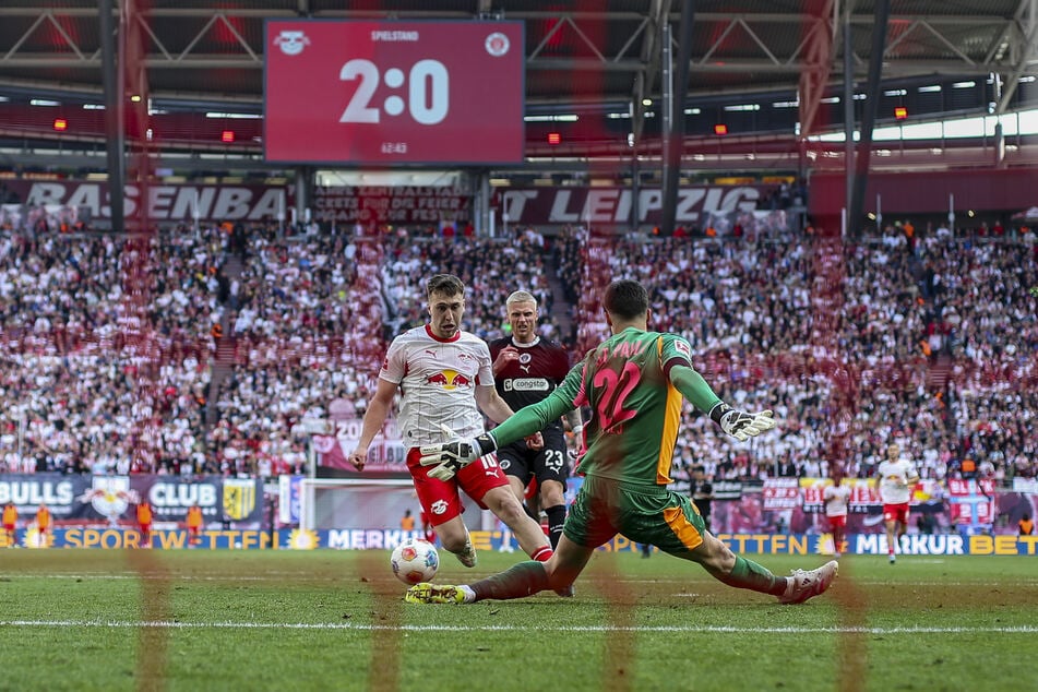 Im Spiel gegen den VfL Wolfsburg am kommenden Samstag ist eine Glanzleistung des Keepers wichtiger denn je.