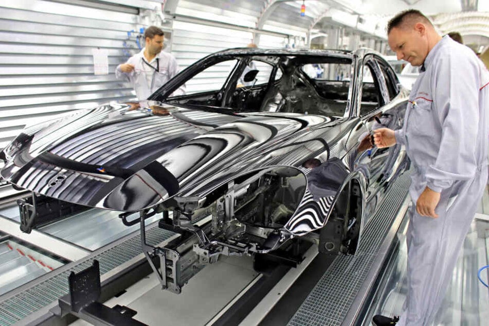 Auf dem Werksgelände von Porsche in Leipzig wird ab jetzt auch Honig produziert.