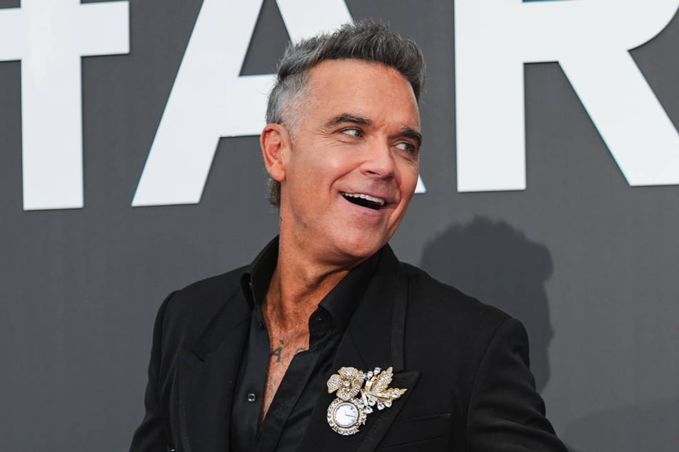 Robbie Williams (52) wird 2027 seine Premiere bei dem beliebten Berliner Musikfestival feiern.
