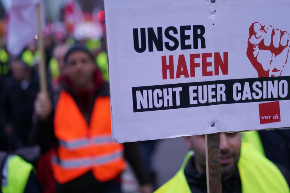 Hamburg: Erneut Streik im Hafen: ver.di plant Demo durch die Stadt