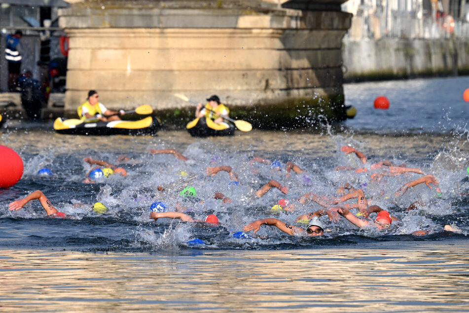 In den vergangenen Tagen konnten die Triathleten in Paris noch schwimmen, ab Samstag ging nichts mehr.