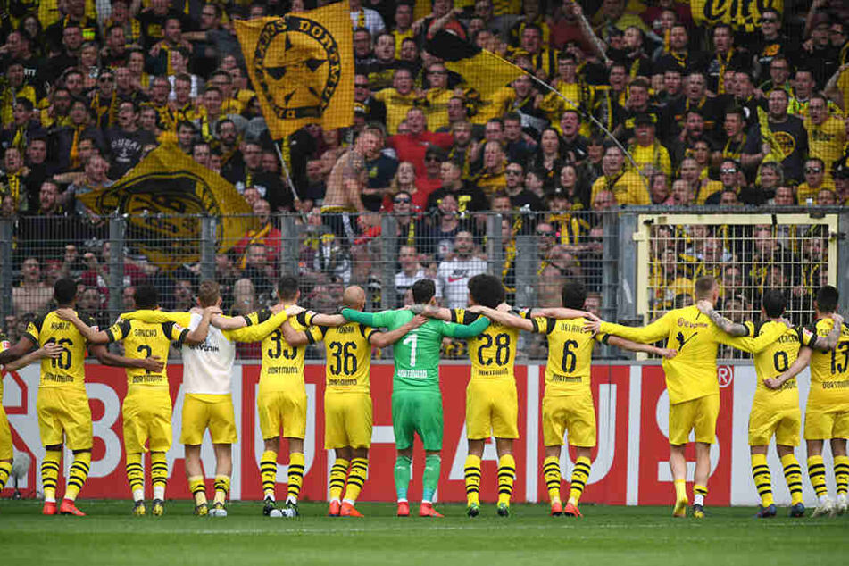 Nach dem Spiel gegen die Schalker will Borussia Dortmund gemeinsam mit den Fans einen Sieg feiern.