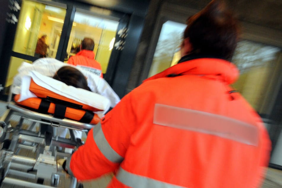 Insgesamt wurden sechs Menschen verletzt (Symbolfoto).