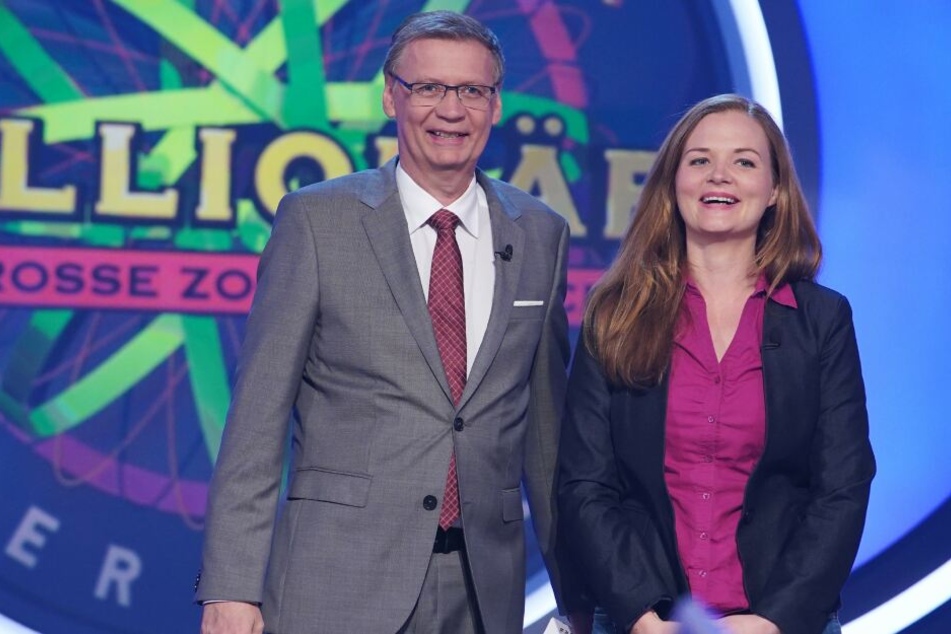 Günther Jauch und Hjördis Levnajic bei "Wer wird Millionär".