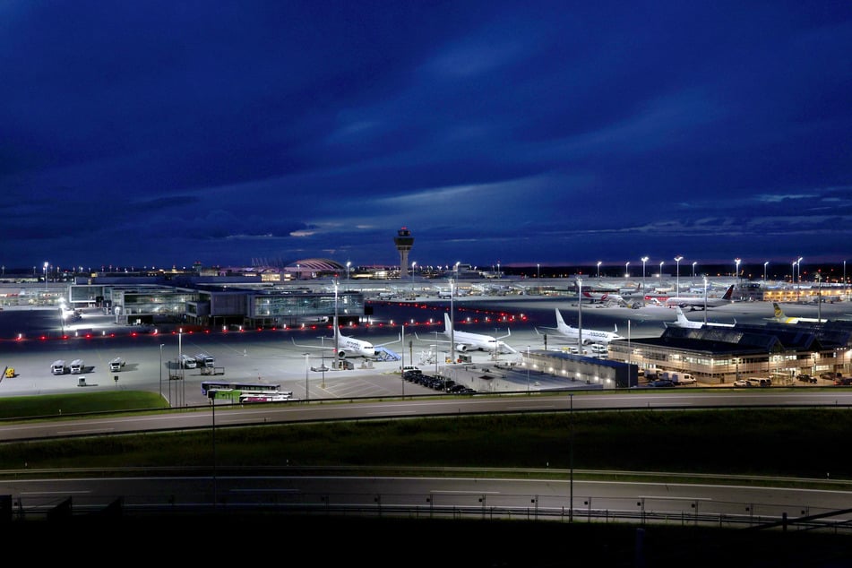 Ein Großteil der Flugzeuge am Münchenr Flughafen wird wohl streikbedingt am Boden bleiben.