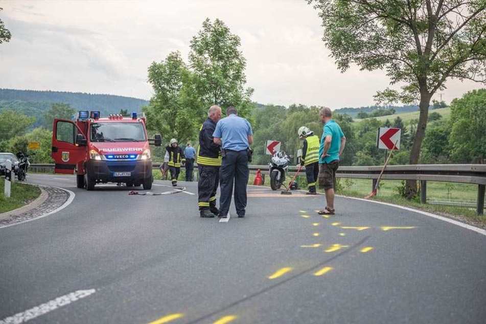 Die Straße musste knapp zwei Stunden gesperrt werden.