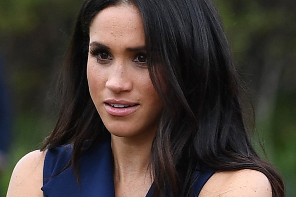 Herzogin Meghan muss sich am britischen Königshof wohl noch an einige Regeln erst gewöhnen.