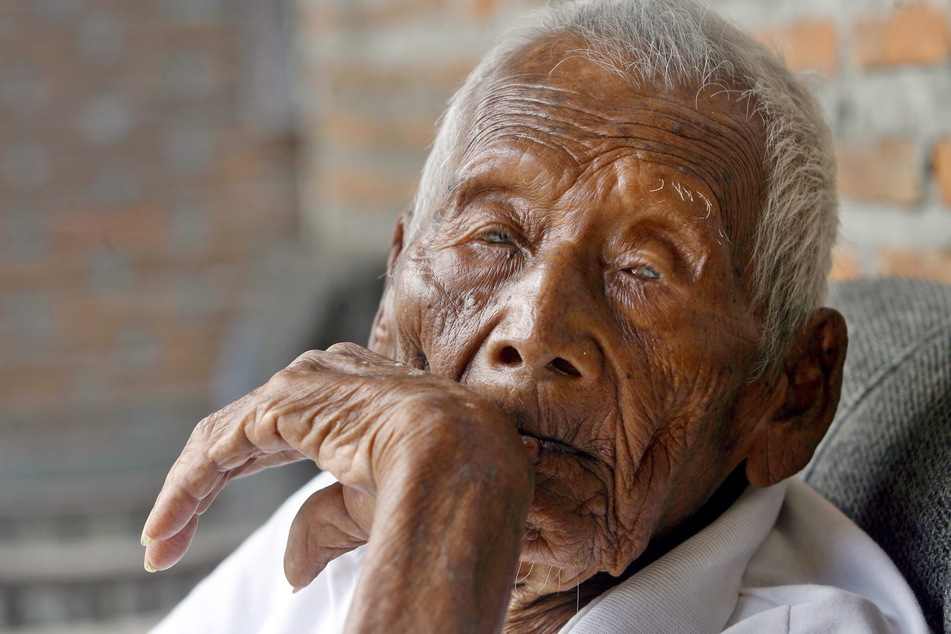 Mbah Gotho aus Indonesien starb 2017 mit angeblich 145 Jahren. Sein Alter konnte nicht offiziell bestätigt werden.