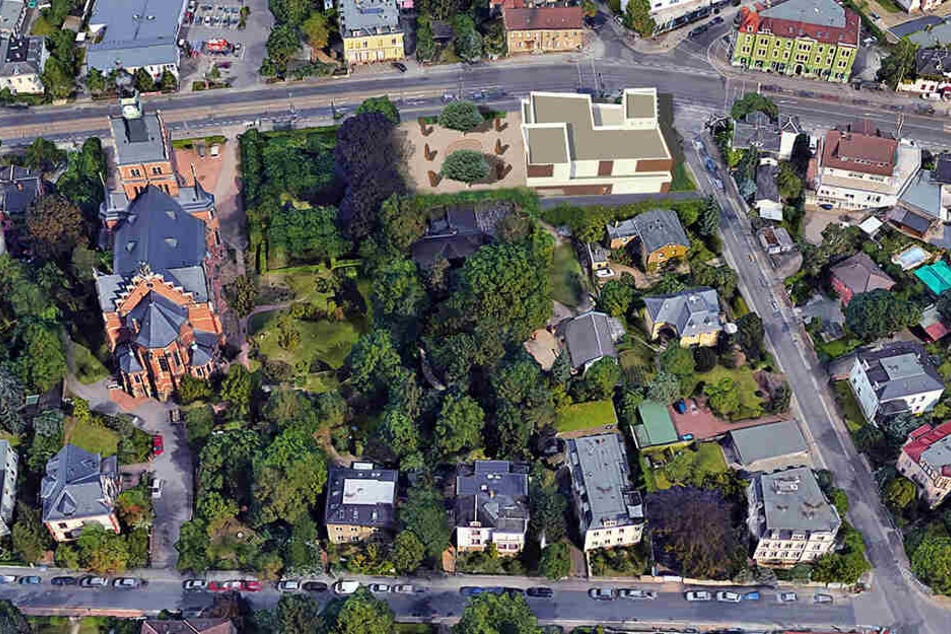 Das Museums-Areal aus der Adler-Perspektive. Oben rechts das neue Haus, unten Mitte der bisherige Eingang an der Villa Shatterhand.